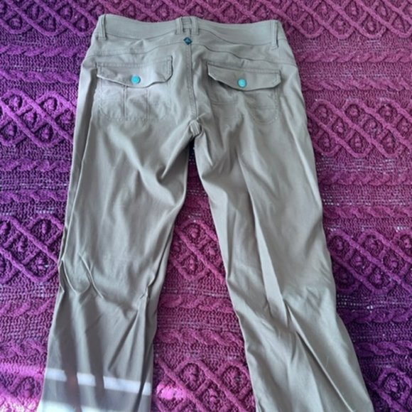 Prana Women's Halle Pant: Short Inseam; Color: Flax; Size: 8 - Picture 2 of 2